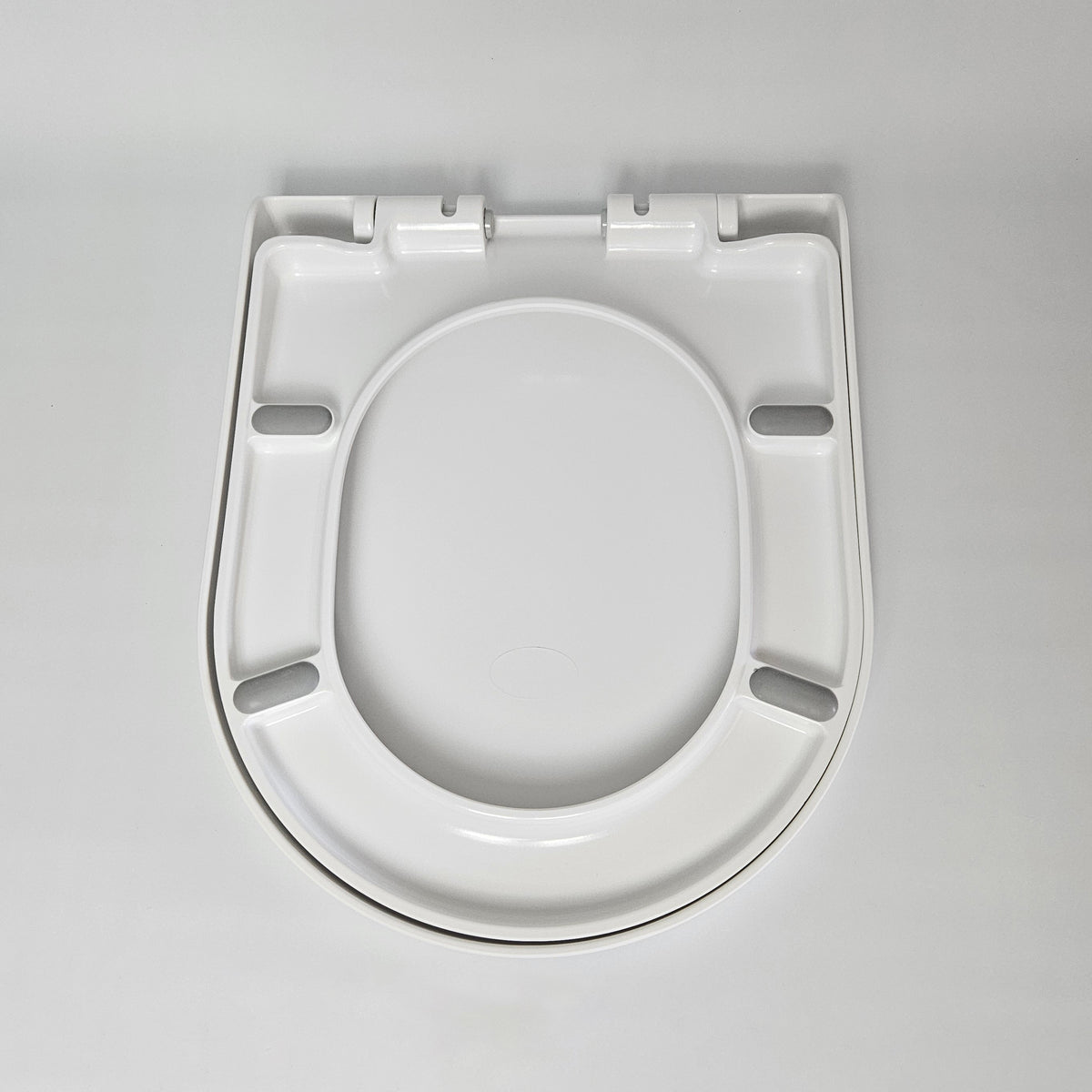 Short Projection Gloss White Toilet Seat